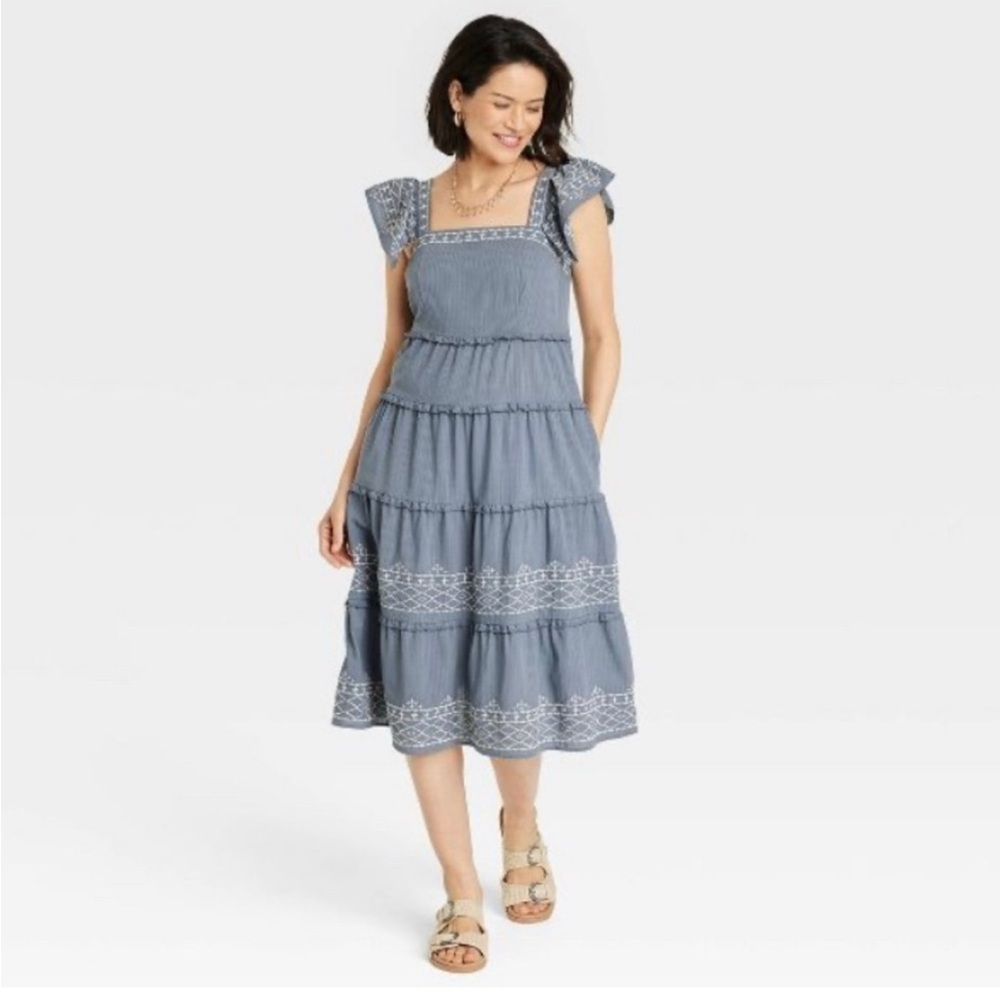 Knox Rose Dusty Blue Tiered Embroidered Midi Dress